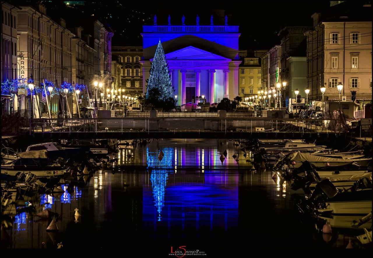 La Boutique Del Vento - Esclusivo In Pieno Centro Apartment Trieste Luaran gambar