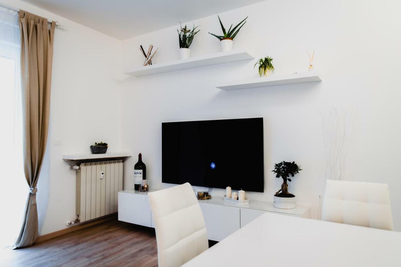 La Boutique Del Vento - Esclusivo In Pieno Centro Apartment Trieste Luaran gambar