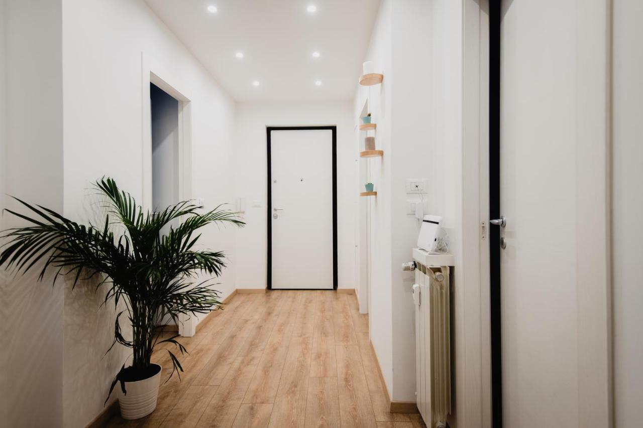 La Boutique Del Vento - Esclusivo In Pieno Centro Apartment Trieste Luaran gambar